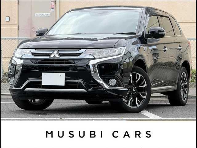 Mitsubishi OUTLANDER PHEV 2015 — фото автомобиля 1