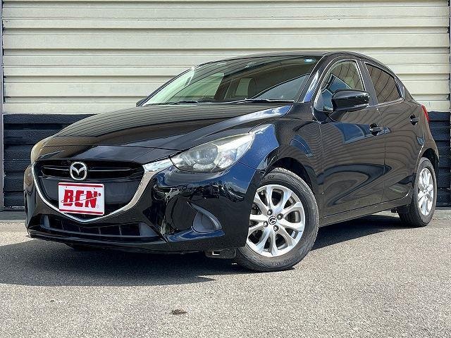 Mazda DEMIO 2017 — фото автомобиля 1