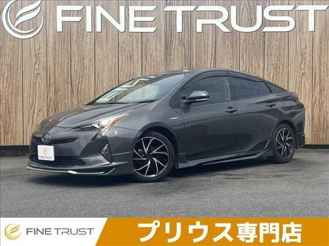 Toyota PRIUS 2016 — фото автомобиля 1