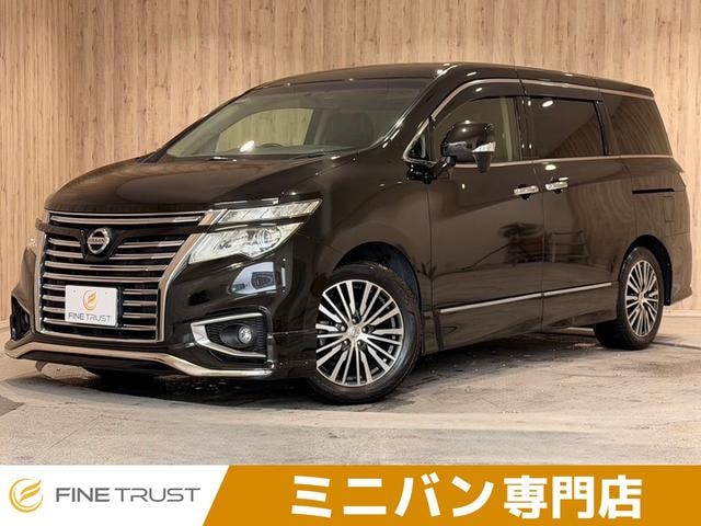 Nissan ELGRAND 2017 — фото автомобиля
