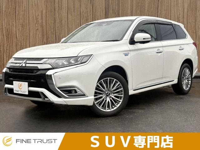 Mitsubishi OUTLANDER PHEV 2020 — фото автомобиля