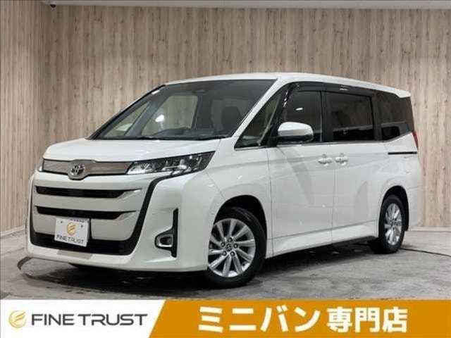 Toyota NOAH 2023 — фото автомобиля 1