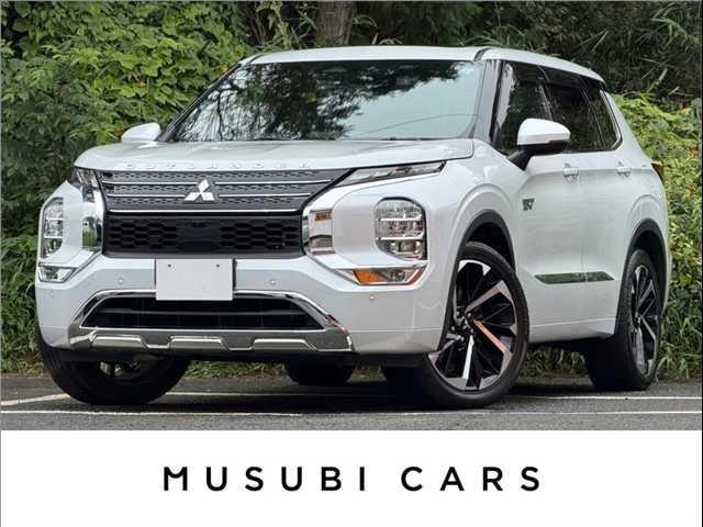 Mitsubishi OUTLANDER PHEV 2022 — фото автомобиля