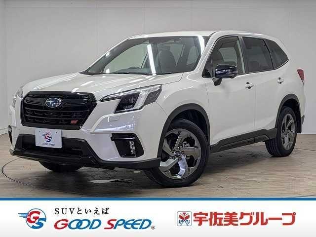 Subaru FORESTER 2023 — фото автомобиля 1