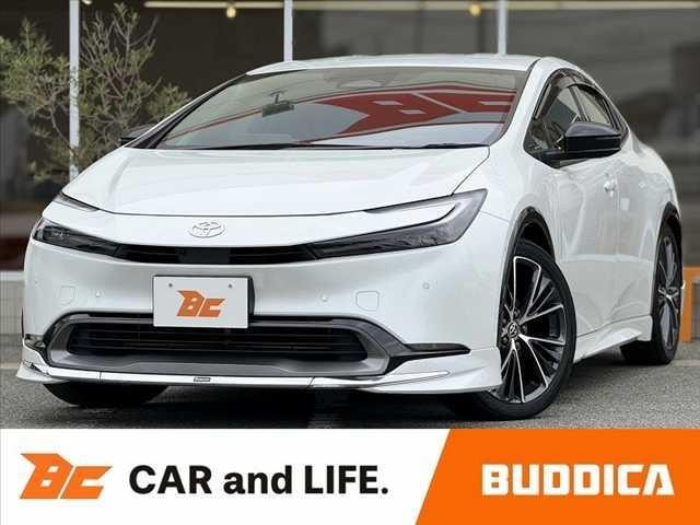 Toyota PRIUS 2023 — фото автомобиля 1
