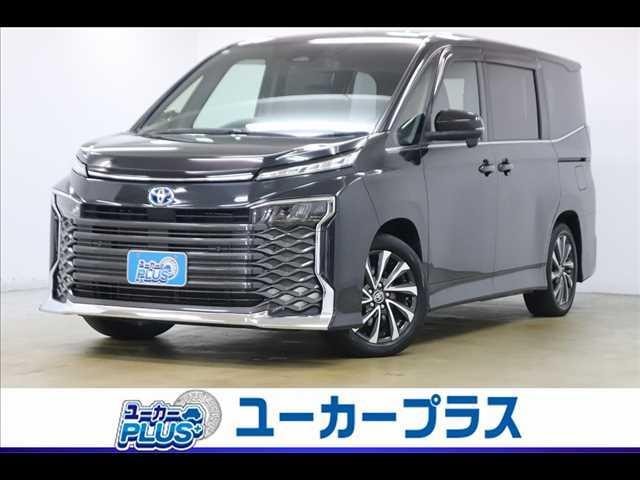 Toyota VOXY 2023 — фото автомобиля 1