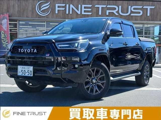 Toyota HILUX 2023 — фото автомобиля 1