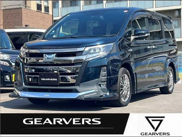 Toyota NOAH 2018 — фото автомобиля 1