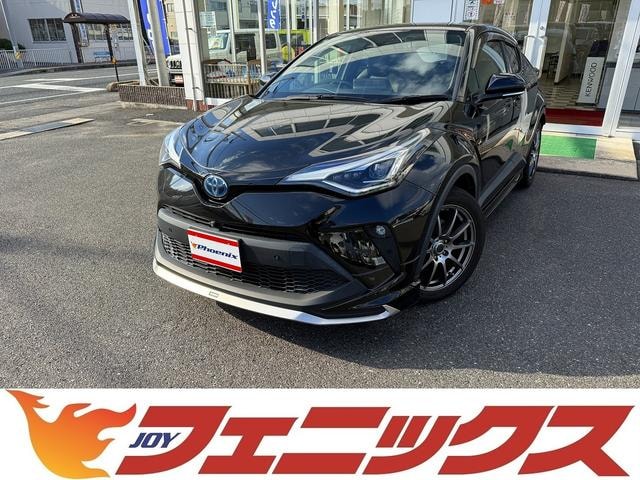 Toyota C-HR 2021 — фото автомобиля 1