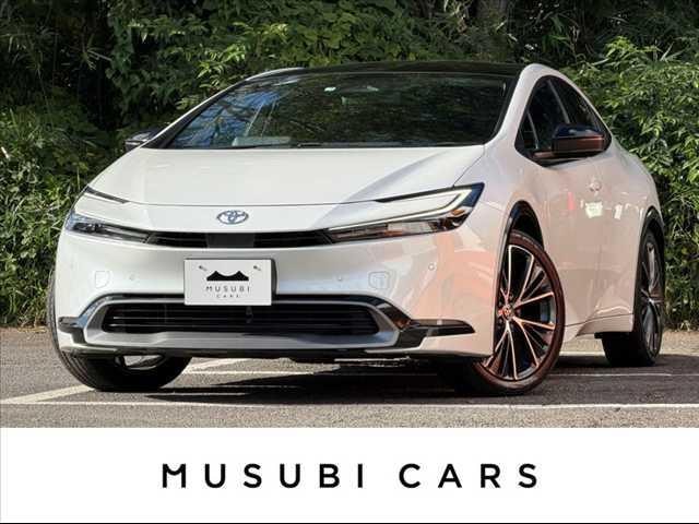 Toyota PRIUS 2023 — фото автомобиля 1