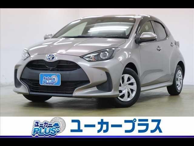 Toyota YARIS 2021 — фото автомобиля 1
