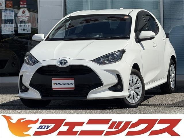 Toyota YARIS 2021 — фото автомобиля 1