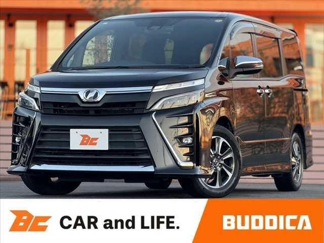 Toyota VOXY 2018 — фото автомобиля 1