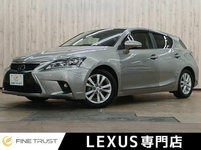 Lexus CT 2016 — фото автомобиля 1