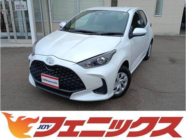 Toyota YARIS 2024 — фото автомобиля 1