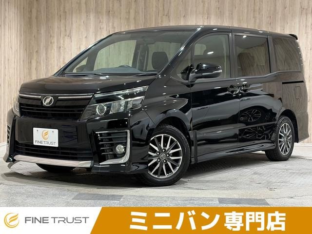 Toyota VOXY 2014 — фото автомобиля 1