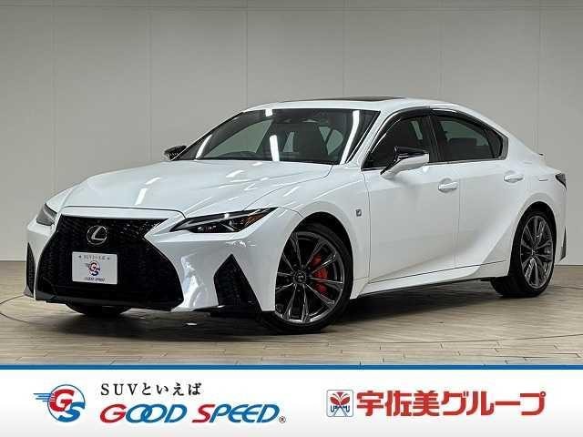 Lexus IS 2021 — фото автомобиля 1