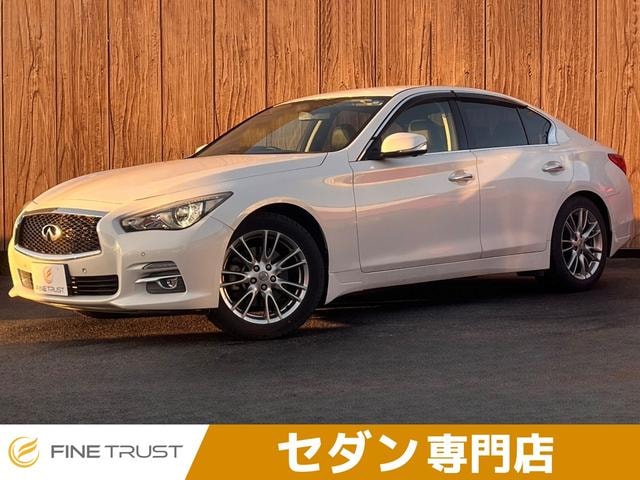 Nissan SKYLINE 2015 — фото автомобиля 1