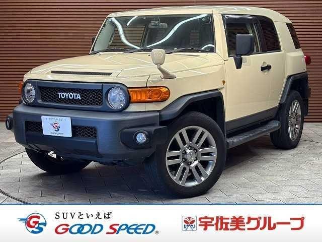 Toyota FJ CRUISER 2018 — фото автомобиля