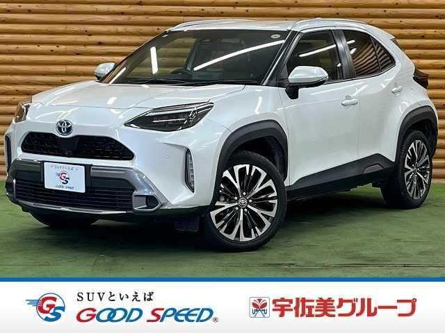 Toyota YARIS CROSS 2023 — фото автомобиля