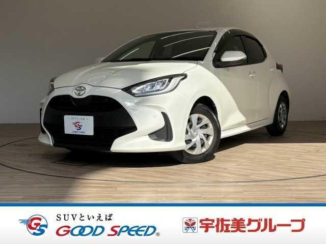 Toyota YARIS 2022 — фото автомобиля