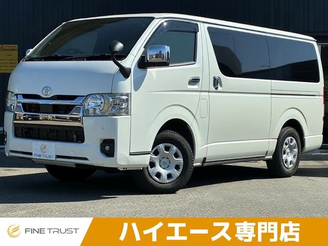 Toyota HIACE VAN 2023 — фото автомобиля 1