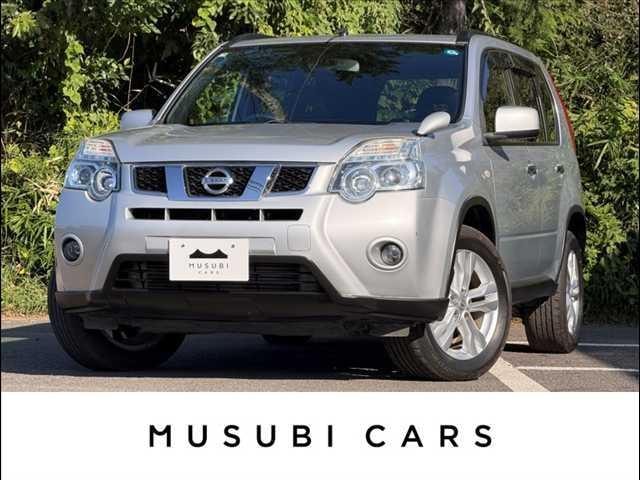 Nissan X-TRAIL 2014 — фото автомобиля 1