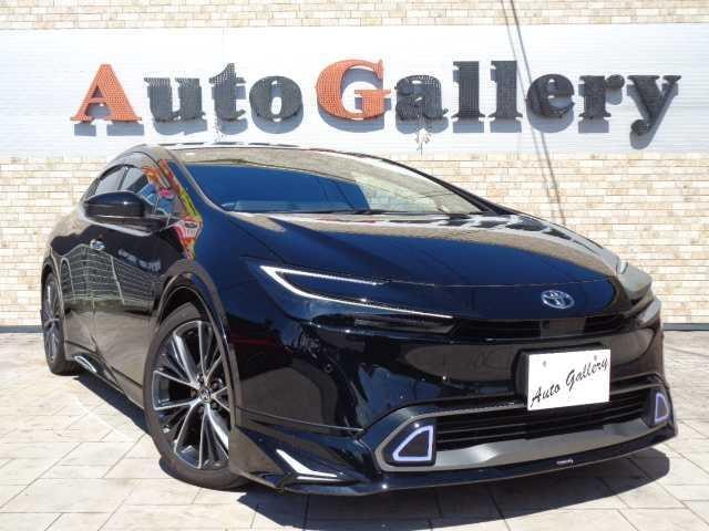 Toyota PRIUS 2023 — фото автомобиля 1