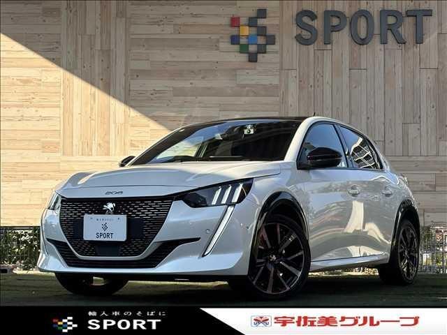Peugeot 208 2022 — фото автомобиля
