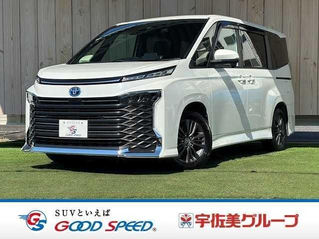 Toyota VOXY 2023 — фото автомобиля 1
