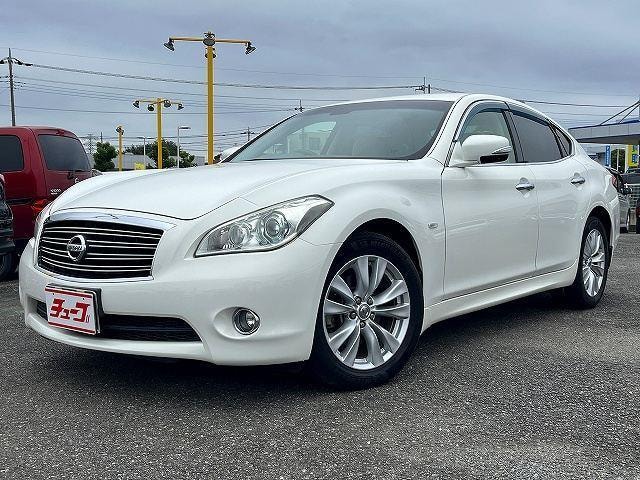 Nissan FUGA 2012 — фото автомобиля 1