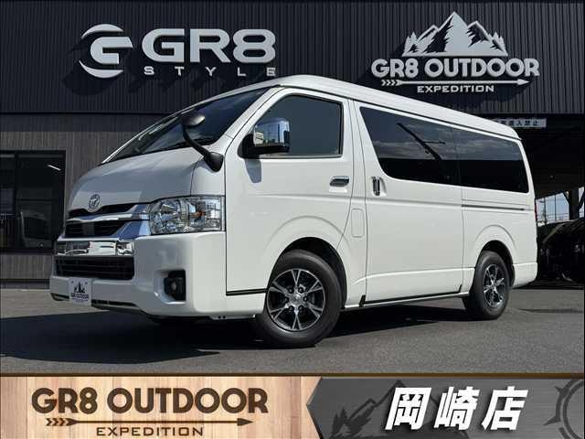 Toyota HIACE WAGON 2025 — фото автомобиля 1