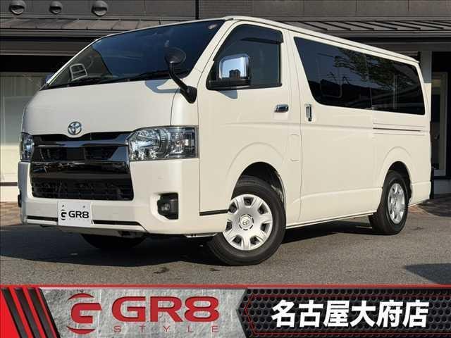 Toyota HIACE VAN 2024 — фото автомобиля
