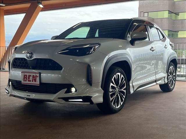 Toyota YARIS CROSS 2023 — фото автомобиля 1