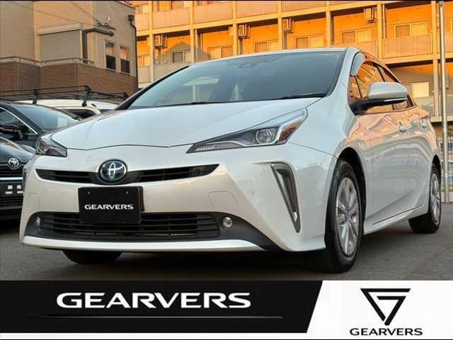 Toyota PRIUS 2021 — фото автомобиля 1