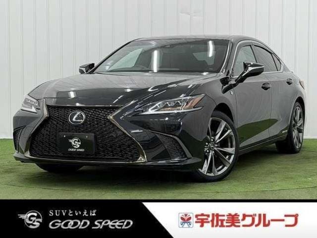 Lexus ES 2019 — фото автомобиля