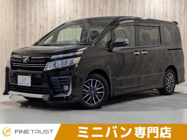 Toyota VOXY 2015 — фото автомобиля 1