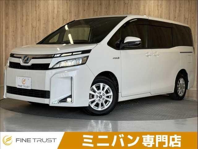 Toyota VOXY 2018 — фото автомобиля
