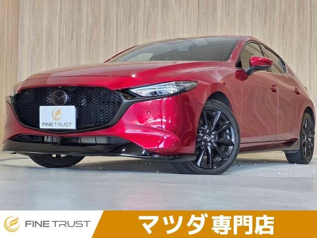 Mazda 3 FASTBACK 2023 — фото автомобиля