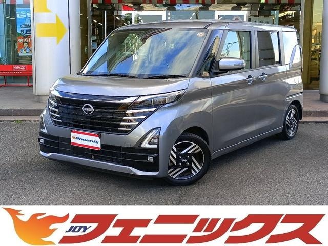 Nissan ROOX 2023 — фото автомобиля