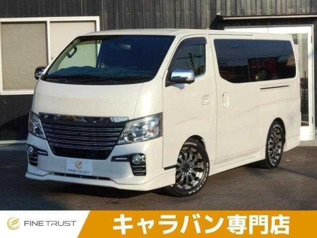 Nissan NV350CARAVAN VAN 2017 — фото автомобиля