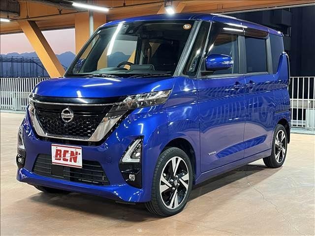 Nissan ROOX 2021 — фото автомобиля