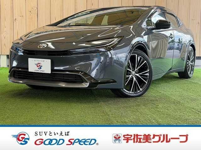 Toyota PRIUS 2024 — фото автомобиля