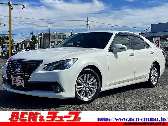Toyota CROWN 2015 — фото автомобиля