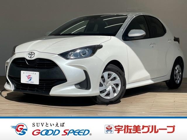 Toyota YARIS 2023 — фото автомобиля