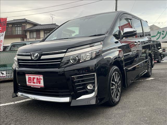 Toyota VOXY 2016 — фото автомобиля