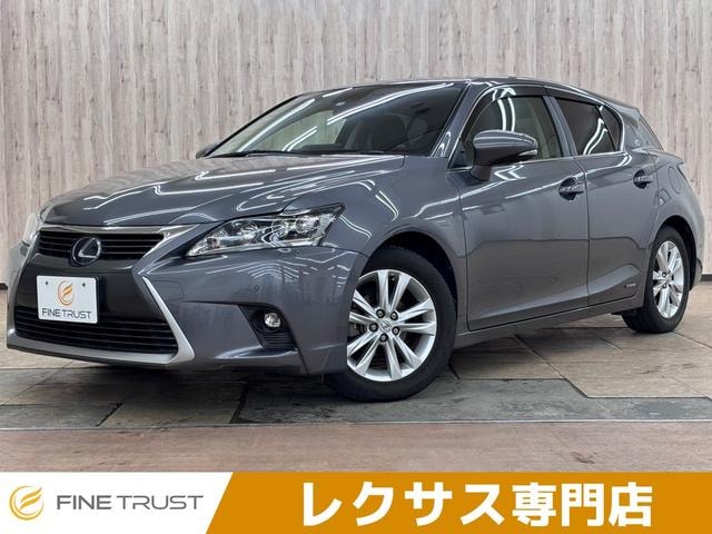 Lexus CT 2014 — фото автомобиля