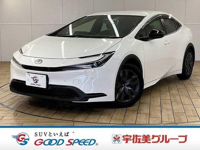 Toyota PRIUS 2024 — фото автомобиля