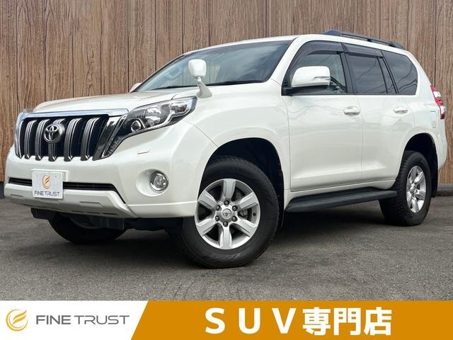 Toyota LAND CRUISER PRADO 2016 — фото автомобиля