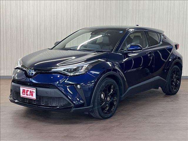 Toyota C-HR 2021 — фото автомобиля